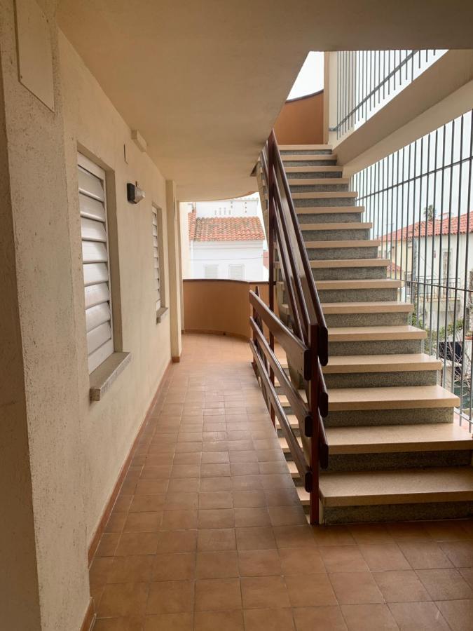 Apartamento De Playa En Santa Margarita. Roses Luaran gambar