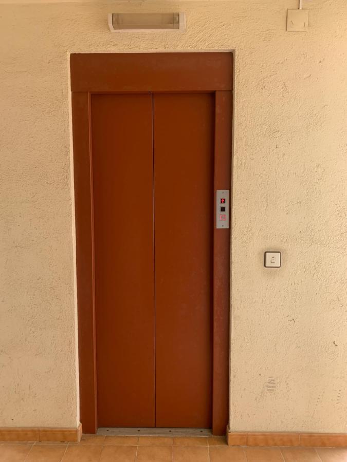 Apartamento De Playa En Santa Margarita. Roses Luaran gambar