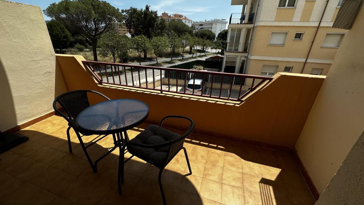 Apartamento De Playa En Santa Margarita. Roses Luaran gambar